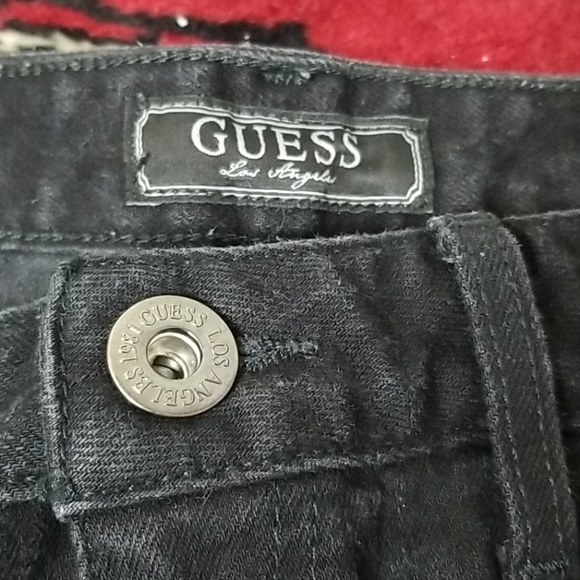 🎁 Vintage black guess Jean shorts - Picture 6 of 8